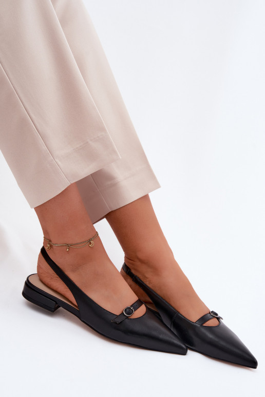 Dámske sandále so širokými podpätkami Máciejka K7449-01 čierna