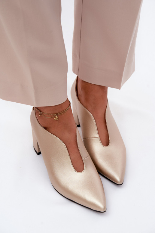 Kožené topánky Dámske s podpätkami Máciejka K7469-26 zlatej farby