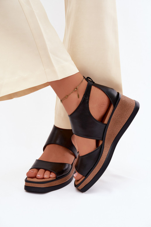 Kožené Sandále na platforme Máciejka K7471-01 čierna