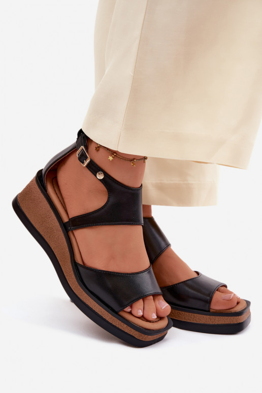 Kožené Sandále na platforme Máciejka K7471-01 čierna