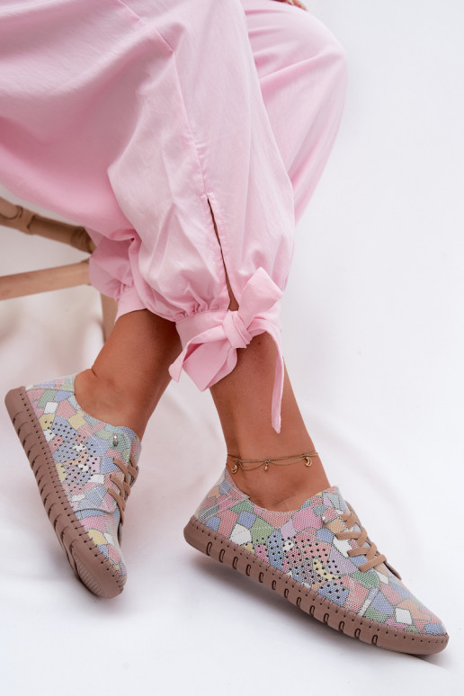 Vzorované s prvkami prelamovania topánky DámskeZapnutéturalnego zo semišuu Rôzne farby Belessa