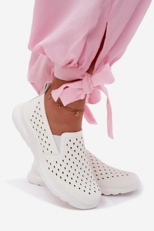Trvalý model s prvkami prelamovania topánky DámskeImitacji Skóry biela farba Geressa