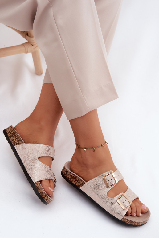 Dámske papuče s prackami zlatej farby Dobby