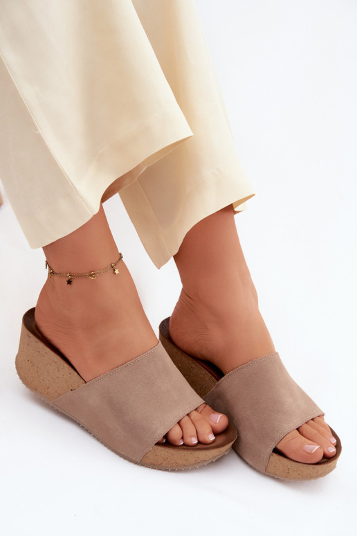 Zazoo 40311 Dámske semišové papuče Zapnuté KorkoInym Koturnie béžová