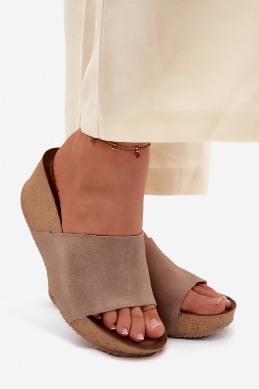 Zazoo 40311 Dámske semišové papuče Zapnuté KorkoInym Koturnie béžová