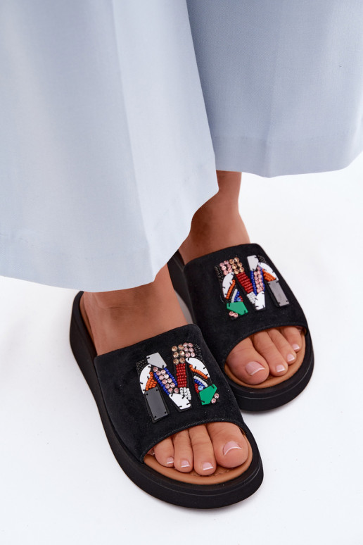 Kožené Dámske semišové papuče s ozdobami s platformou Vinceza 66942 čierna