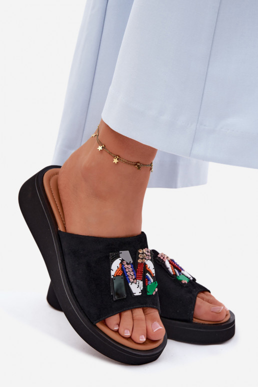 Kožené Dámske semišové papuče s ozdobami s platformou Vinceza 66942 čierna