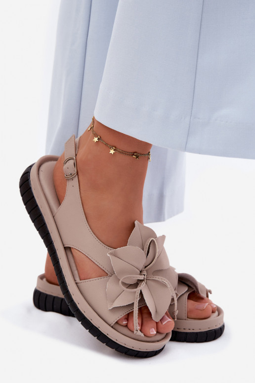 Dámske sandále Dámske S Ornatem s kvetmiem Vinceza 66917 béžová