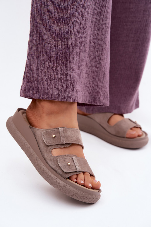 Kožené Dámske semišové papuče s platformou Vinceza 66916 béžová