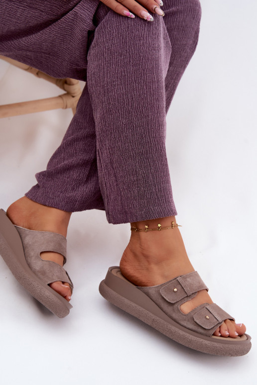 Kožené Dámske semišové papuče s platformou Vinceza 66916 béžová