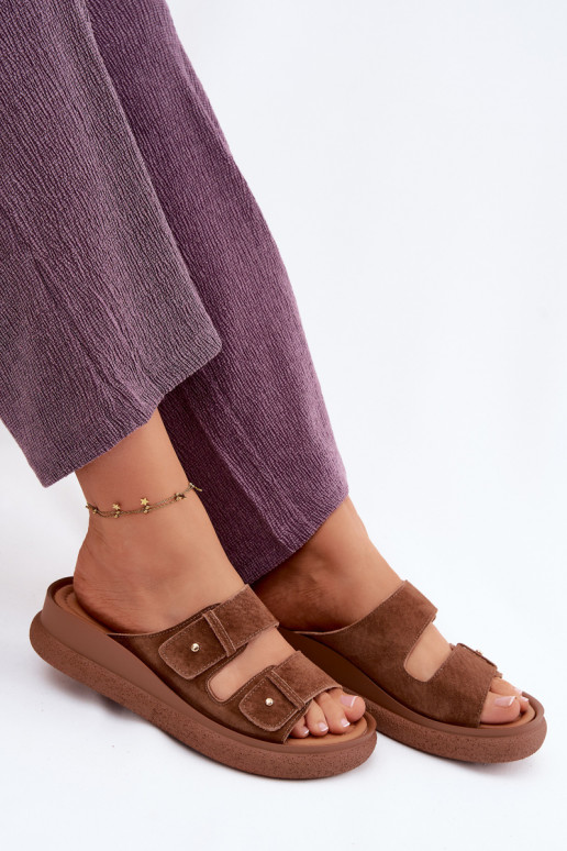 Kožené Dámske semišové papuče s platformou Vinceza 66916 Hnedá farba