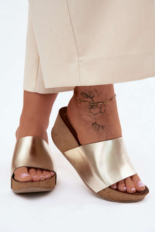 Zazoo 40291 Kožené papuče Dámske Zapnuté KorkoInym Koturnie zlatej farby