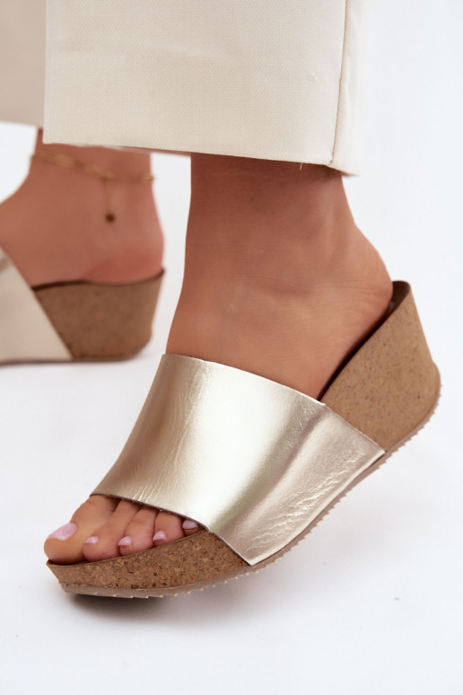 Zazoo 40291 Kožené papuče Dámske Zapnuté KorkoInym Koturnie zlatej farby