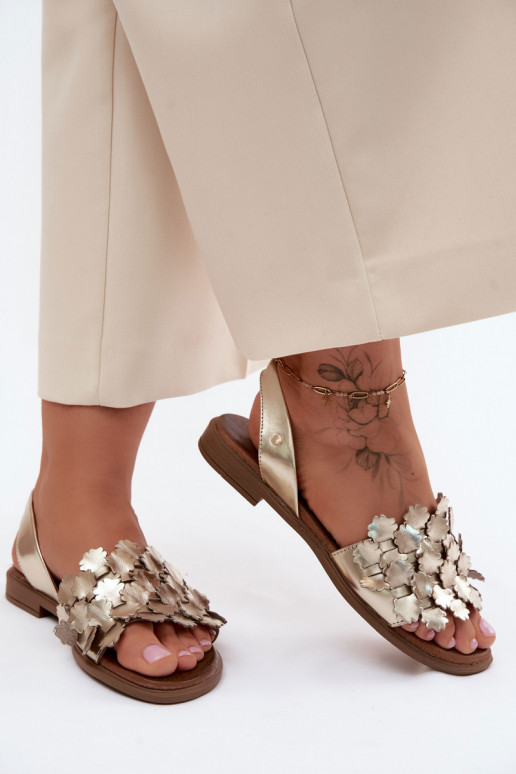 Dámske sandále so širokými podpätkami Zazoo 40468 zlatej farby