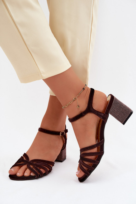 Aksamitne Dámske sandále na vysokom opätku D&A SR61-0102 CzekoladoIne