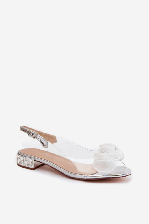 Dámske sandále Perregimi so svietiacimi otvormi D&A MR61-9002 strieborná farba