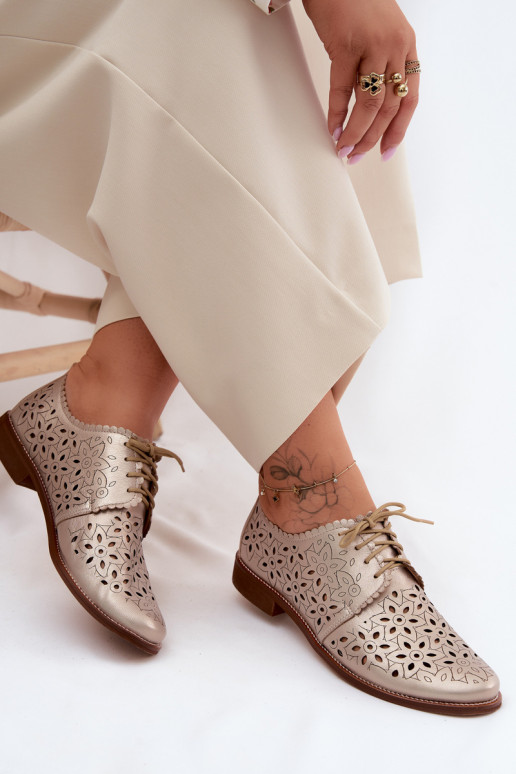 Kožené topánky Dámske s prvkami prelamovania so širokými podpätkami Zazoo 4156 zlatej farby