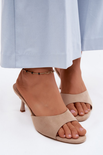 PapučeImitacji zo semišuu s tenkými podpätkami béžová Melissea