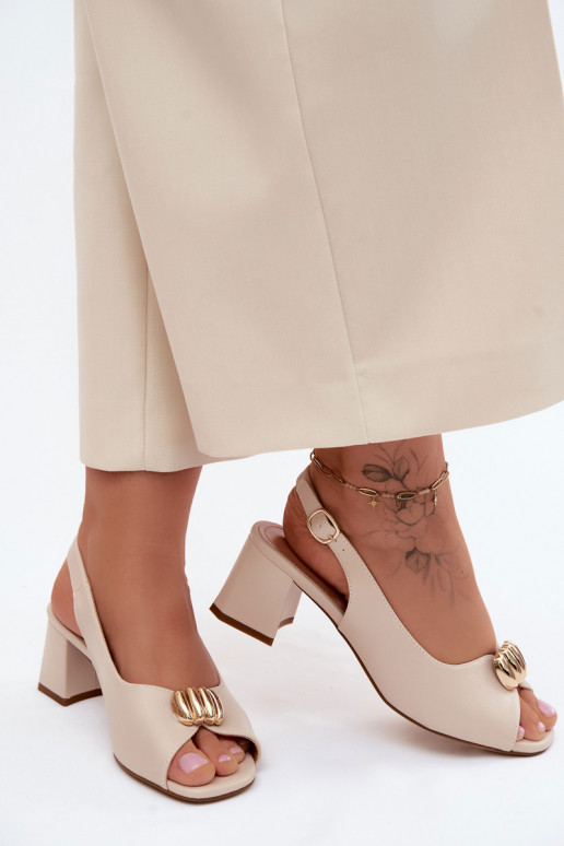 Dámske sandále Ze zlatej farbym Detalem Obcas Słupek Sergio Leone SK159 béžová