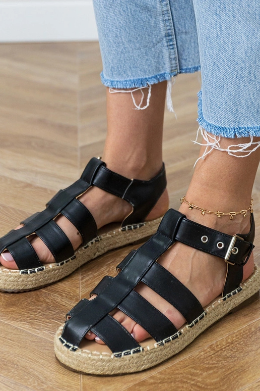 Čierne uzatvorené espadrilky Kleona