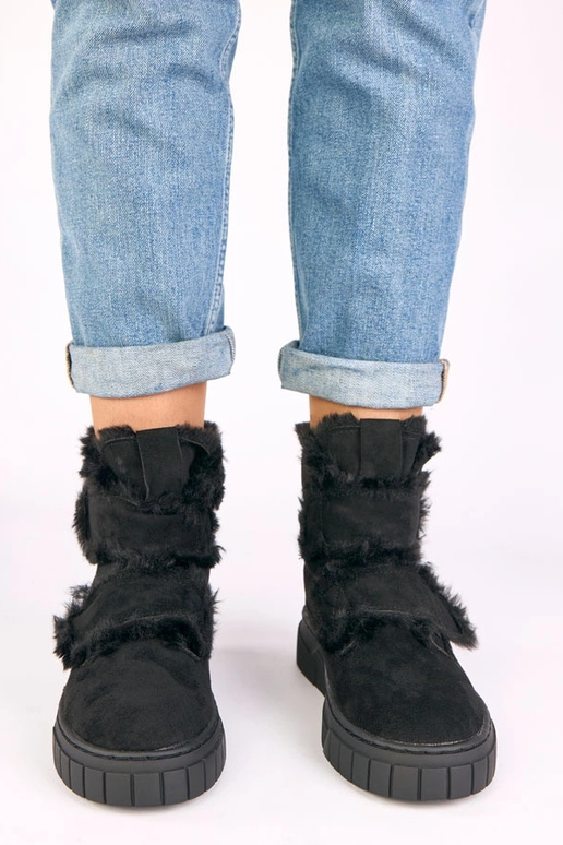 Čierne členkové topánky so suchým zipsom, zdobené kožušinou Grace
