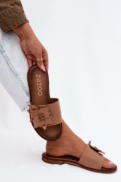 Kožené šľapky pre ženy s ornamentmi Zazoo 40477 v cappuccino farbe