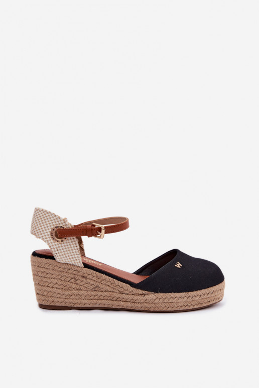 Čierne espadrilky s platformou