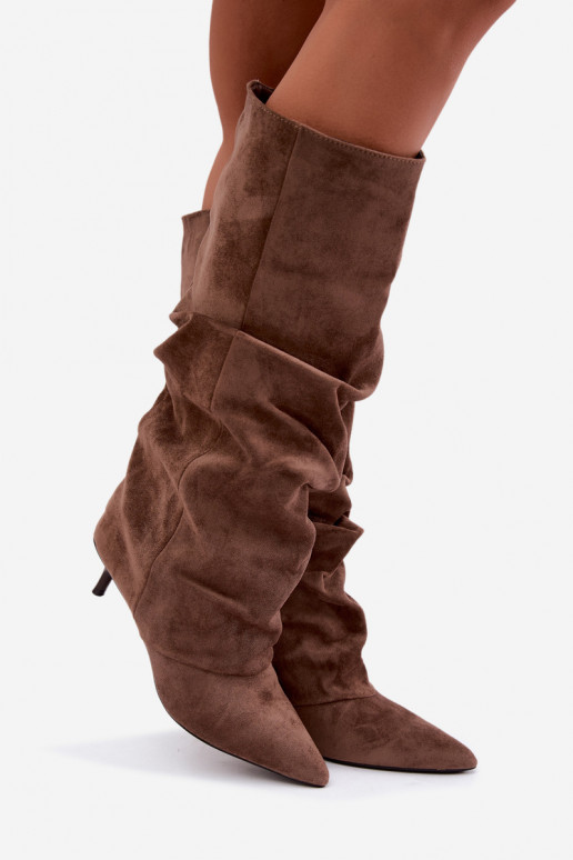 Khaki zvrásnené kozačky s kitten heel z zamšu LoĮen