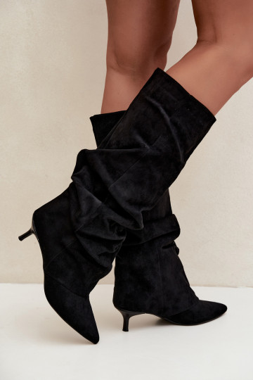 Čierne zvrásnené kozačky s kitten heel z zamšu LoĮen 2