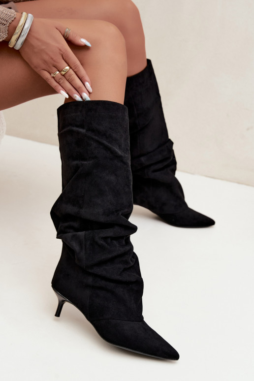 Čierne zvrásnené kozačky s kitten heel z zamšu LoĮen