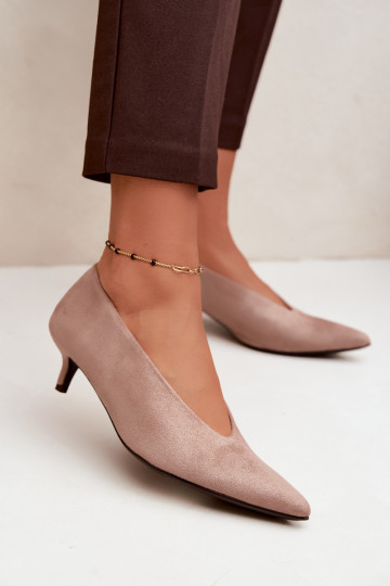 Pieskové semišové topánky s Kitten Heel Nuretta