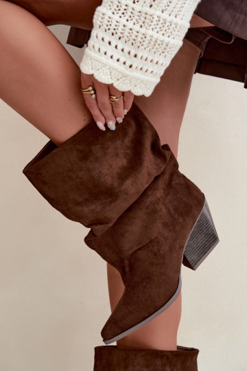Hnedé zvrásnené aulinoky na blokovom podpätku Cazela