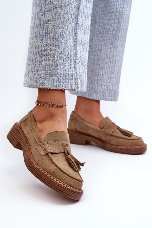 dámske zamszové mokasíny s třásněmi D&A TIN107 v hnedej farbe