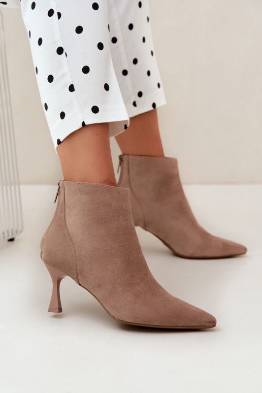 dámske zateplené členkové topánky s podpätkami v pieskovej farbe Elsya