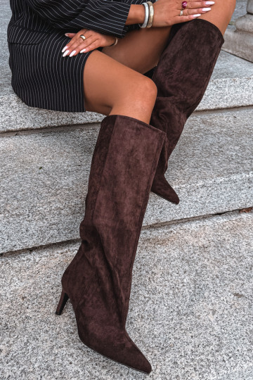 dámske vysoké čižmy na slip-on s podpätkami v čokoládovej farbe Favra