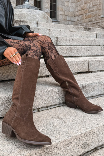 faux suede dámske čižmy po kolená na nízkom podpätku zateplené Big Star UU274519 v čokoládovej farbe 2