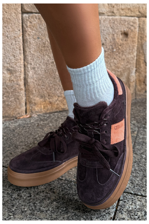 faux suede sneakers model topánky pre ženy zateplené Big Star UU274770 v čokoládovej farbe