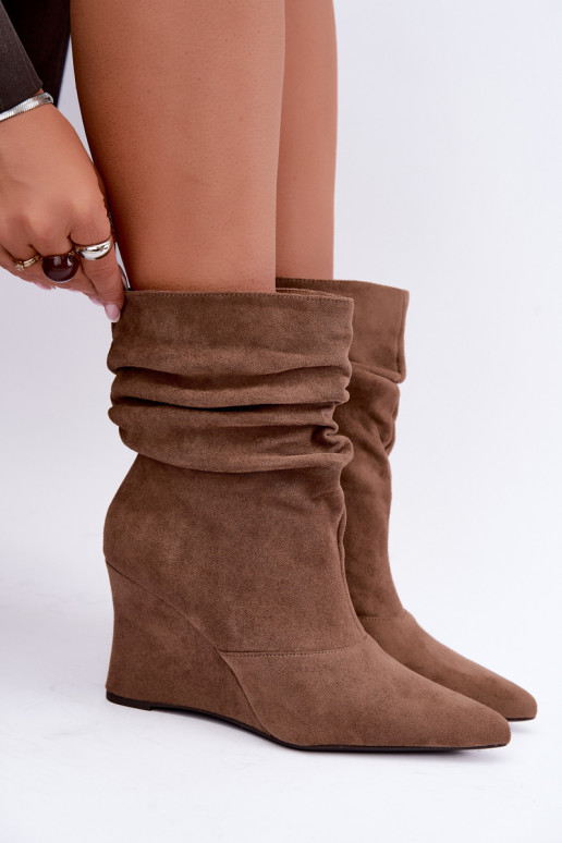 Zvrásnené pieskové členkové topánky s platformou Thalene