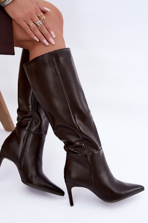 Zateplené vysoké topánky s volánmi a podpätkami v čokoládovej farbe Rodeline