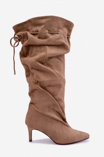 Zateplené slip-on vysoké čižmy s tenkými podpätkami a štýlovými detailmi v pieskovej farbe Tivel 2