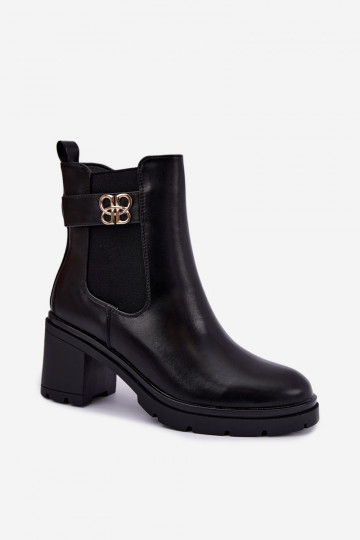 Zateplené štýlové čižmy s dekoratívnymi pásmi v čiernej farbe Irelina