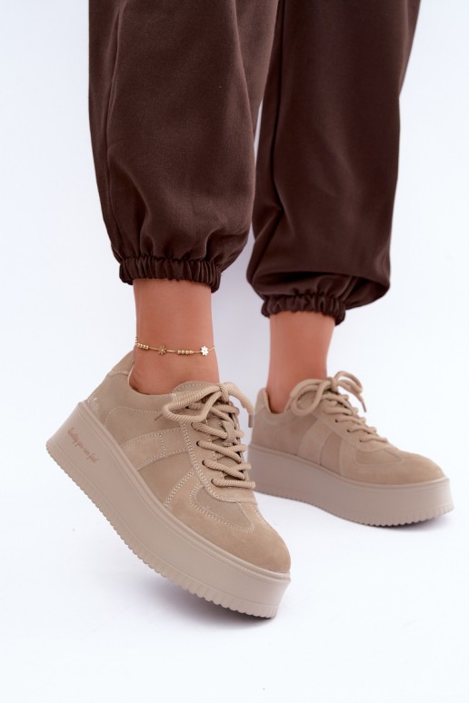 tenisky na platforme z umelého semišu Lee Cooper LCJ-26-01-4643 v pieskovej farbe