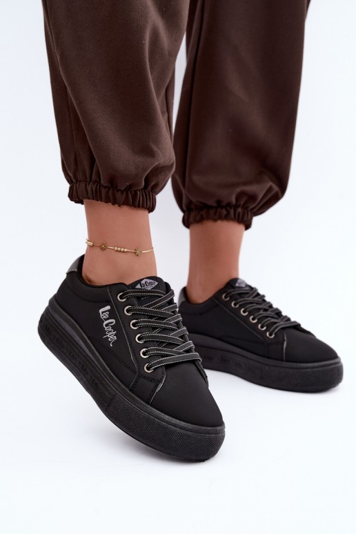 tenisky na platforme Lee Cooper LCJ-26-44-4560 v čiernej farbe