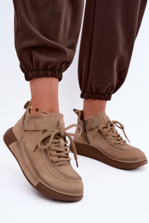zateplené členkové topánky z prírodnej kože Lee Cooper LCJ-26-19-4603 v chaki farbe