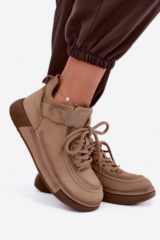 zateplené členkové topánky z prírodnej kože Lee Cooper LCJ-26-19-4603 v chaki farbe