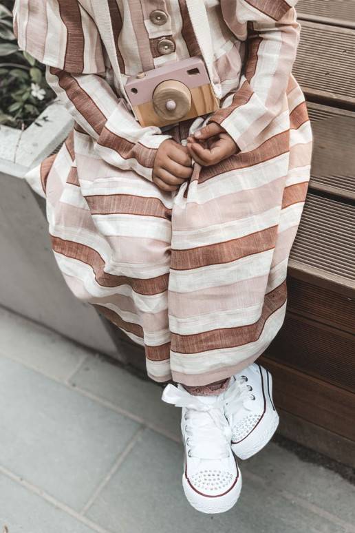 Detské tenisky s podrážkou v bielej... Detské tenisky s podrážkou v bielej...