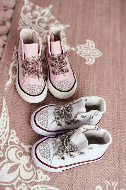 Detské tenisky s podrážkou v bielej... Detské tenisky s podrážkou v bielej...