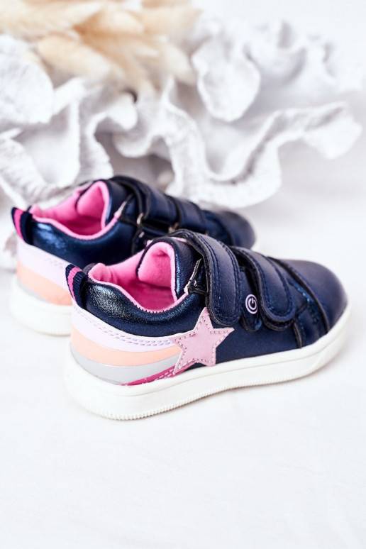 Detské topánky športového štýlu s... Detské topánky športového štýlu s...