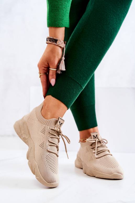 Topánky v športovom štýle Tenisky... Topánky v športovom štýle Tenisky...