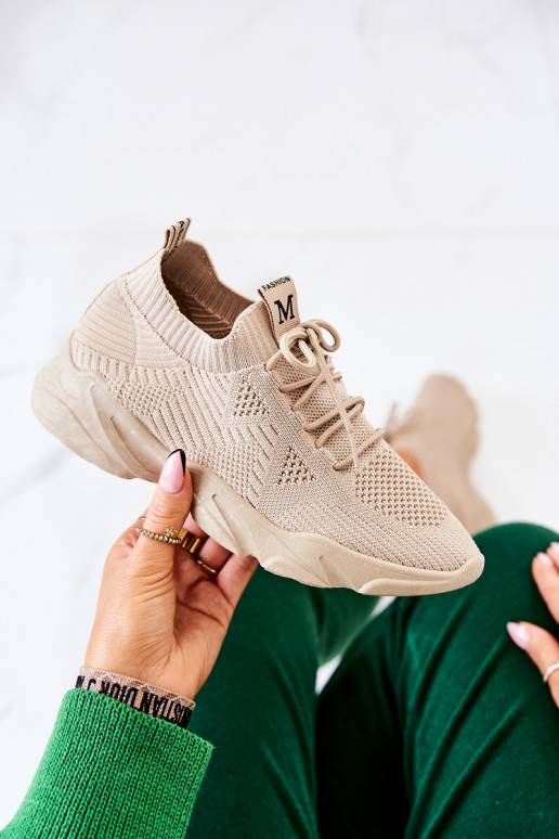 Topánky v športovom štýle Tenisky... Topánky v športovom štýle Tenisky...